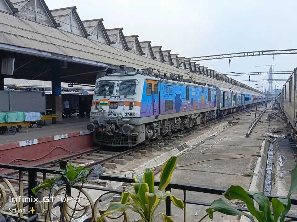Representative Indian Railways gallery image photo 7