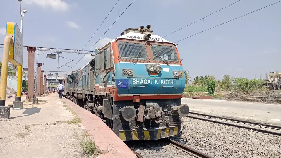 Representative Indian Railways gallery image photo 6