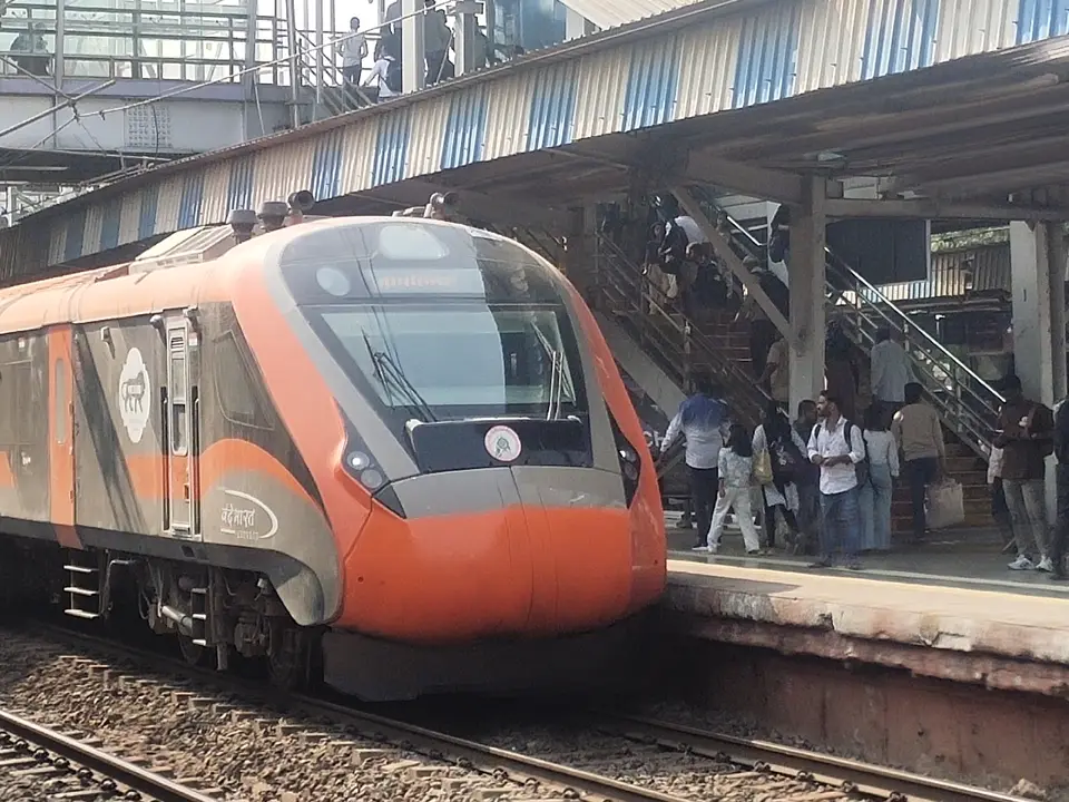 Representative Indian Railways gallery image photo 7