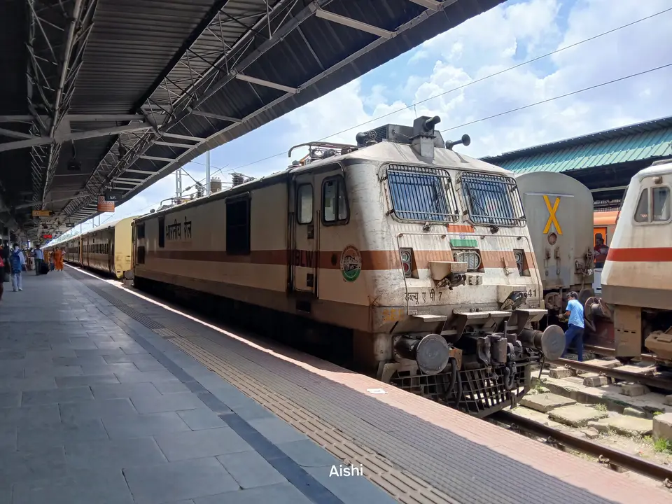Representative Indian Railways gallery image photo 2