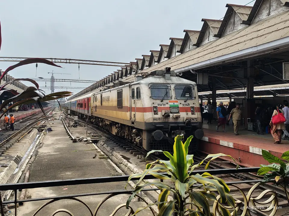 Representative Indian Railways gallery image photo 1