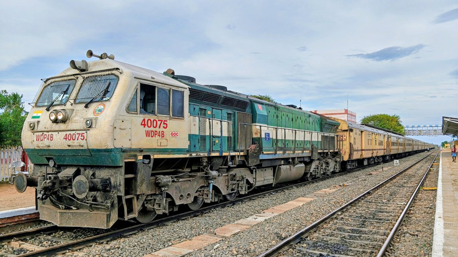16751 Chennai Egmore - Rameswaram Express photo 2