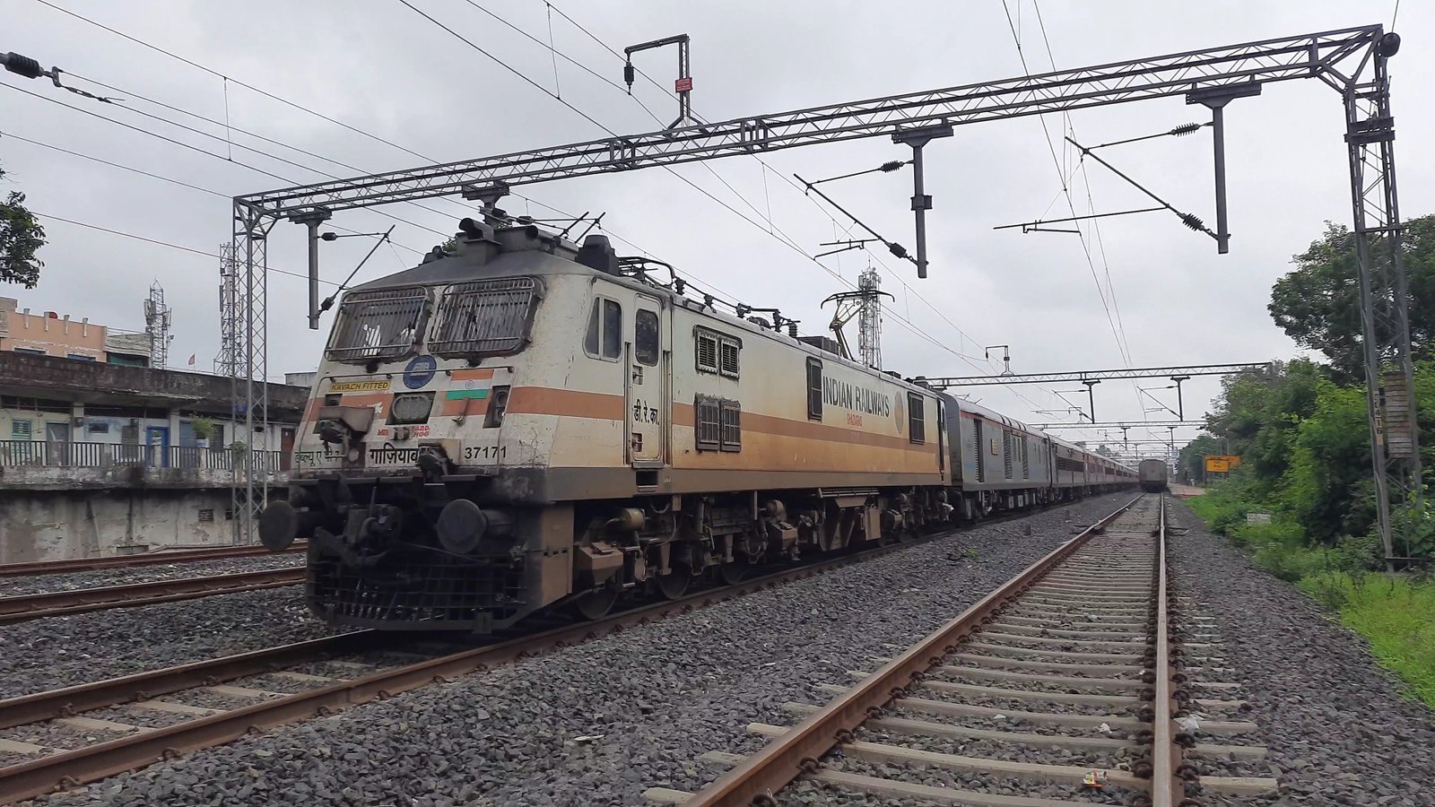 20155 Dr. Ambedkar Nagar - New Delhi SF Express photo 12