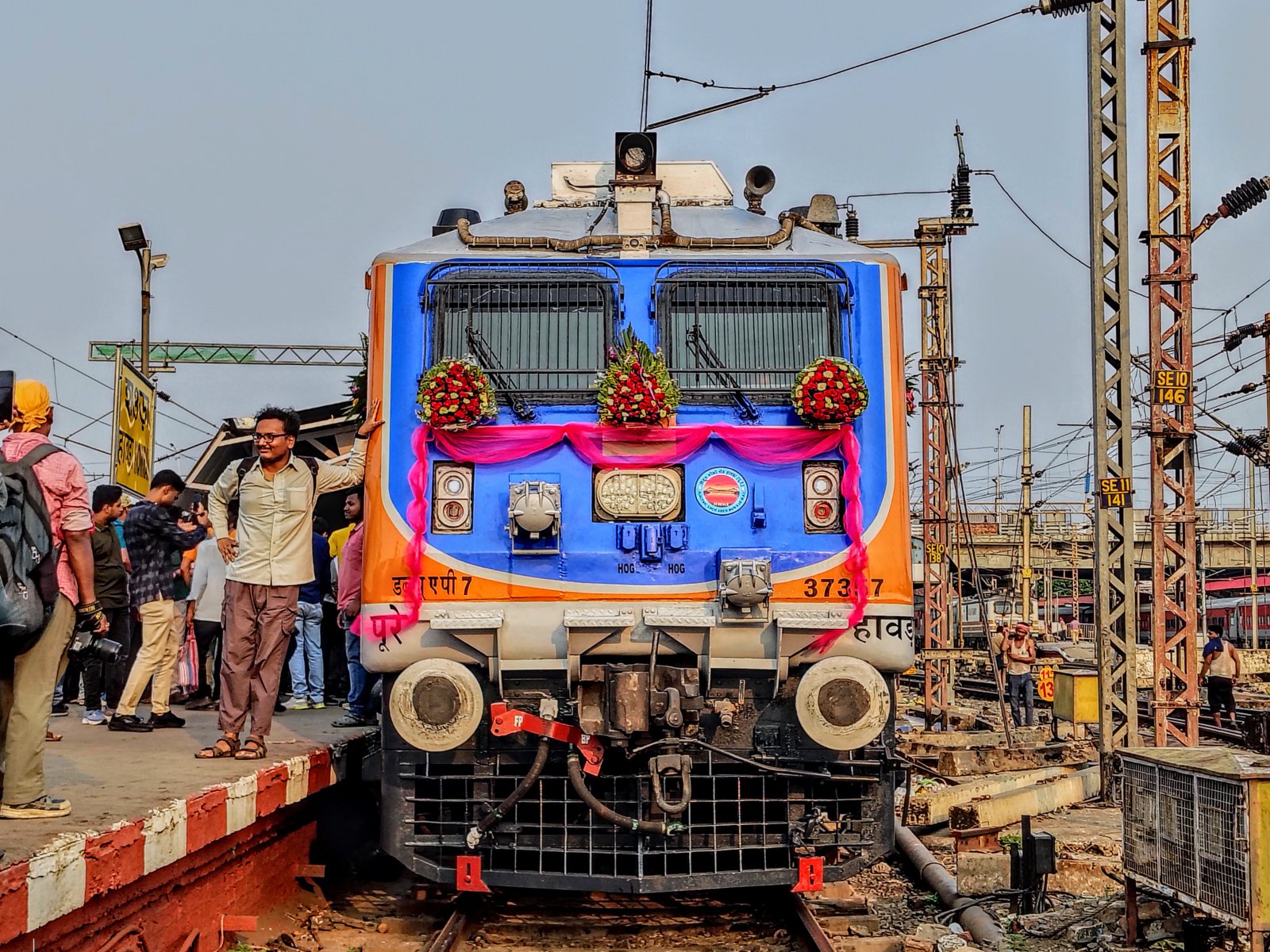 12302 New Delhi - Howrah Rajdhani Express (Via Gaya) photo 7